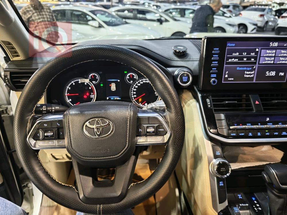 تويوتا لاندكروزر